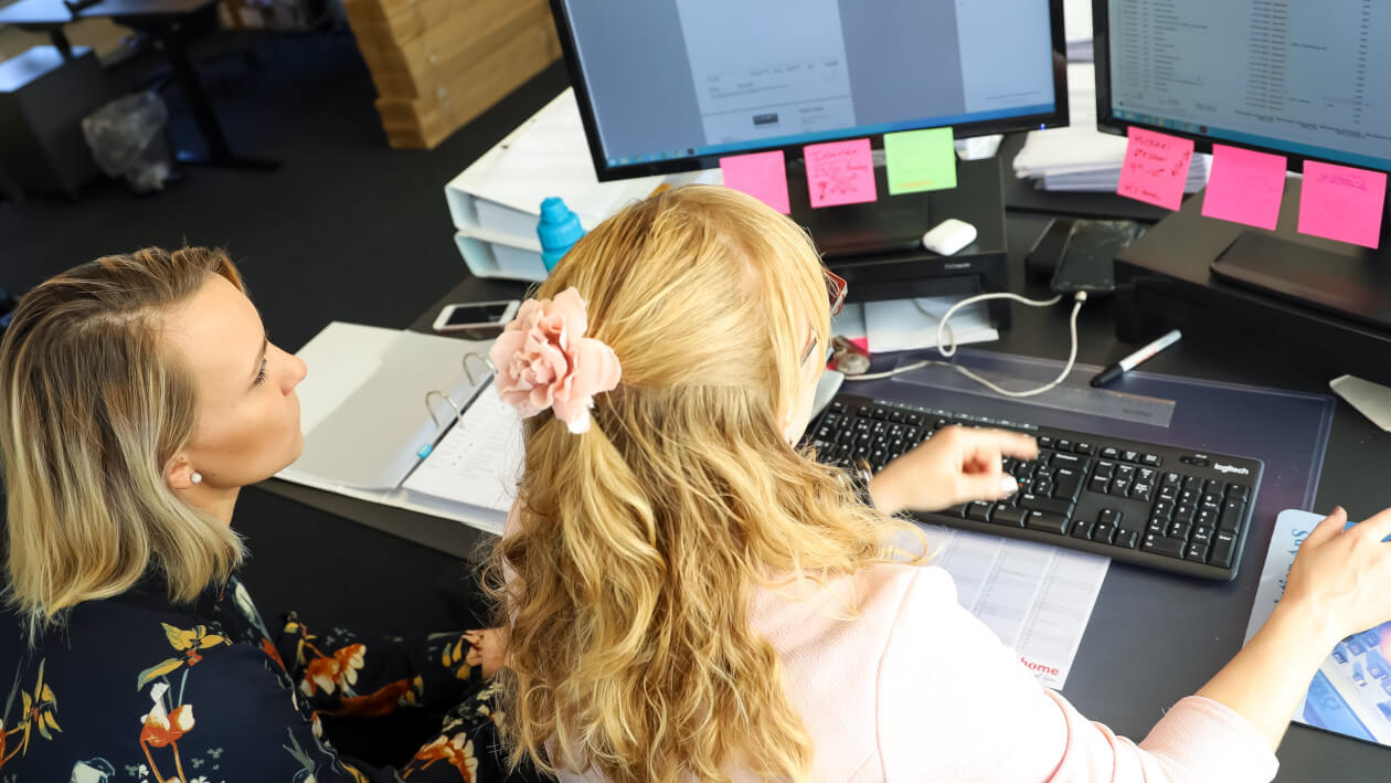 Få hjælp til fakturering hos Balling & Holst i Roskilde